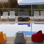Elarad 3*